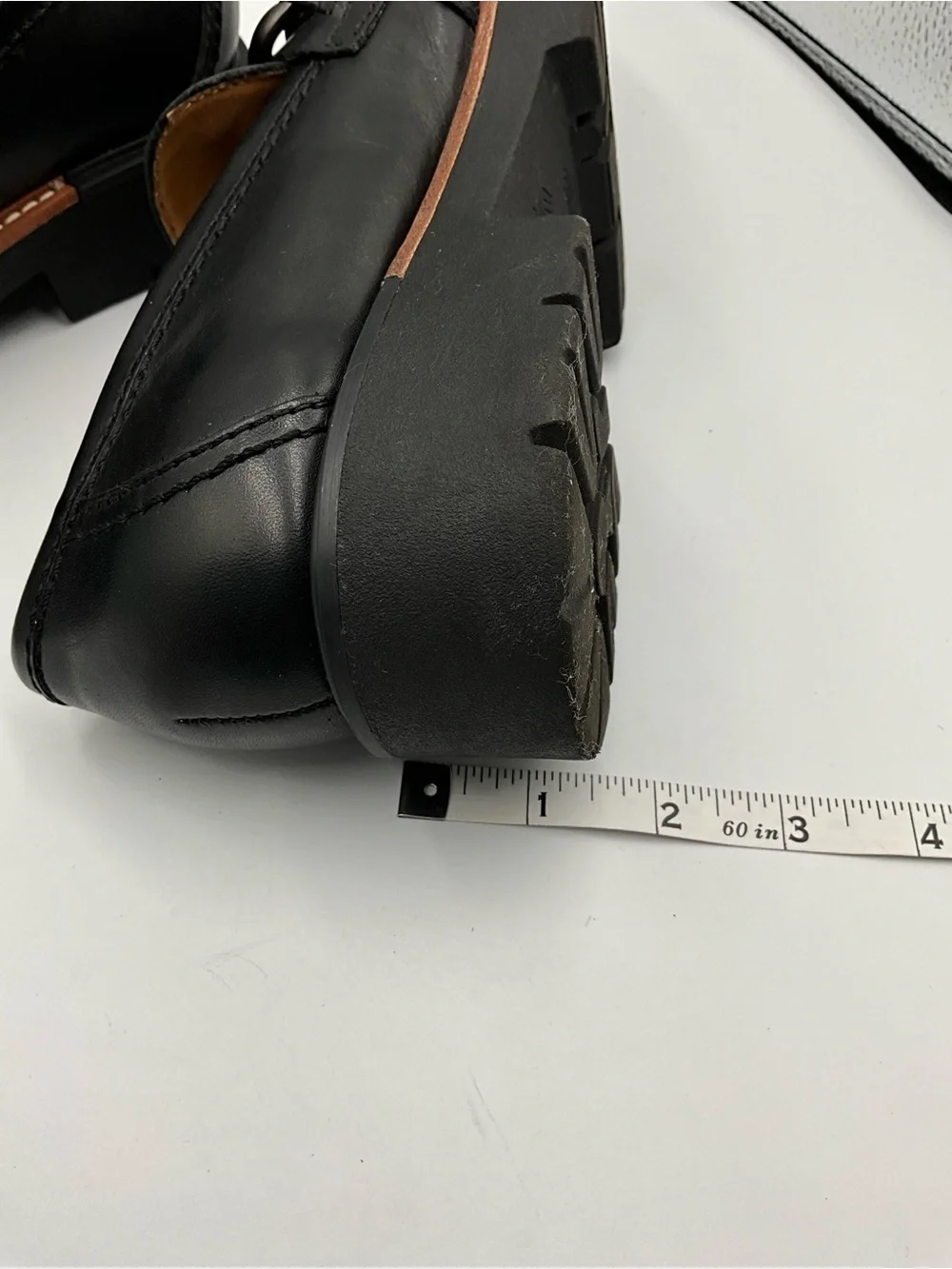 Earth Loafers Size 7.5 Black with Gunmetal Chain Accent